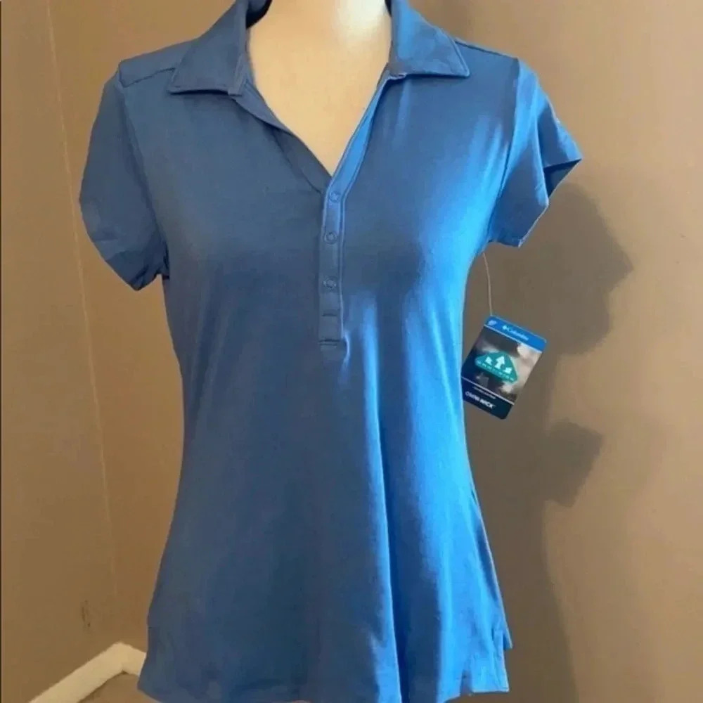 🌺 Cute COLUMBIA T-shirt 🌺